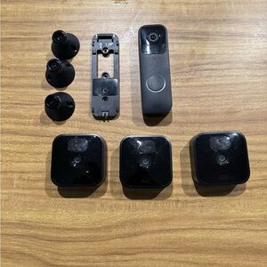 Blink Black Camera and Sensor Kit